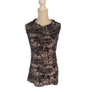 Banana Republic Sleeveless Ruffle Neck Blouse Women's Size SMALL Black & Cream